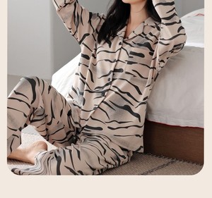 Fabricante tendencia nueva llegada venta al por mayor de moda causal impresión de las mujeres conjunto de ropa de pijama de las mujeres ropa de dormir - Product Image 5