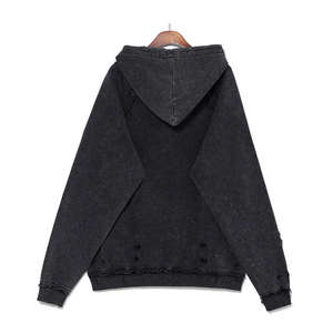 Sudadera con capucha unisex de felpa francesa de 460 g/m², estilo streetwear, sin cordones, con logotipo personalizado, manga raglán, lavado ácido desgastado y cierre de cremallera. - Product Image 4