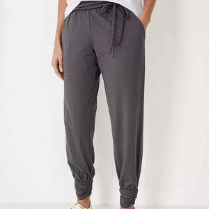 Shorts de yoga pour femmes, vêtements de sport, éco-responsables, en spandex/nylon, respirants, séchage rapide, grandes tailles, OEM, pas chers, best-sellers, confortables, pour tous - Product Image 2