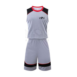 Uniforme de baloncesto de color personalizado para hombre, ropa deportiva hecha en Pakistán, a bajo precio - Product Image 1