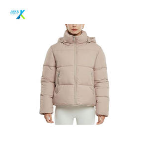 Chaqueta Corta Acolchada para Mujer, Abrigo Acolchado Cálido de Invierno, Ribete de Piel de Oveja, Relleno de Algodón, Bordado, Cuello Desmontable, Bolsillos con Cremallera - Product Image 4