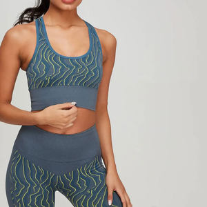 Sujetador deportivo de alta calidad de fabricante OEM para mujer con logotipo personalizado diseñado en la espalda cruzado sobre raya Sujetador deportivo Fitness - Product Image 1