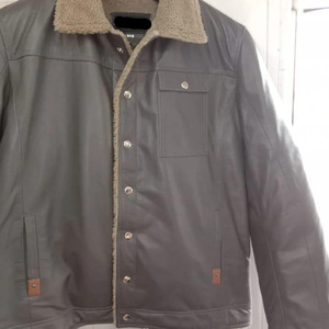 ปรับแต่งขายส่งหนังเสื้อแจ็คเก็ตผู้ชายสไตล์เสื้อเชิ้ตลําลองกลางแจ้งหนังแกะหนังแท้แจ็คเก็ตอุ่นมีขนเต็มรูปแบบ - Product Image 6