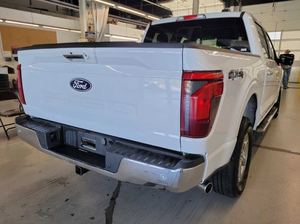 รถกระบะไฟฟ้า xllt 2024สำหรับ Ford F-150 3.5L V6 Eco-Boost 4x4ลูกเรือ CAB รถบรรทุกอเมริกันขนาดเต็มส่งออกพร้อมส่ง - Product Image 4