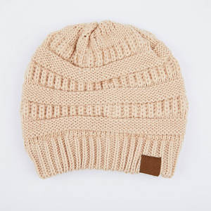 Bonnets en coton unisexes confortables pour adultes avec design coloré et logo personnalisé, chapeaux d'hiver pour hommes - Product Image 2