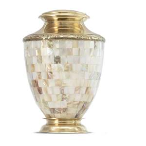 Venta caliente latón oro madre de perla funeraria urnas de cremación para adultos para cenizas humanas urnas de cremación de entierro conmemorativo - Product Image 1