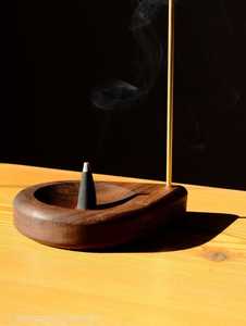 Quemador de madera bakhoor Quemador de incienso árabe antiguo para la venta decoración del hogar y soportes de incienso - Product Image 2