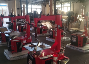 Meilleur équilibreur de pneus Hunter pour atelier de réparation de pneus en stock, produit d'équilibrage de pneus - Product Image 4