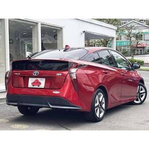 Toyota Prius Hatchback Híbrido 2016 con Asientos de Cuero y Cámara Trasera - Product Image 3