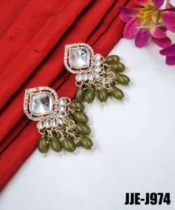 Alliage durable de boucle d'oreille de Kundan 12 couleurs paire de 1.3275 grammes bijoux traditionnels légers de mode fournisseur en ligne en gros - Product Image 3