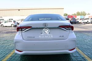 Toyota Corolla XLI Sedan 5 Posti Fari a LED Climatizzatore Automatico Pneumatici R16 Guida a Sinistra Alimentazione a Benzina - Product Image 6