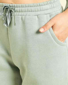 Survêtement pour femmes fabriqué pour les acheteurs de vêtements, prenant en charge la personnalisation de la marque privée et la coopération commerciale - Product Image 5