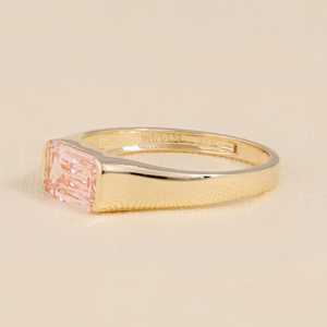 Bague solitaire en diamant taille émeraude rose pêche, sertie de pierres précieuses certifiées IGI, or jaune et blanc - Product Image 5