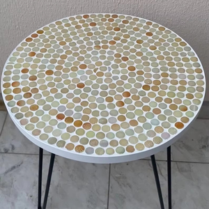 Table d'appoint en mosaïque éblouissante: Art irisé-Table basse bleue-Table d'appoint-Décor de salon-Cadeau - Product Image 1