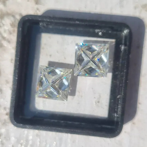 9 มม.สีขาวเต็มรูปแบบเจ้าหญิงตัด Moissanite เพชร VVS ความชัดเจนที่ยอดเยี่ยมทําด้วยมือสําหรับเครื่องประดับ Moissanite และเครื่องประดับที่กําหนดเอง - Product Image 6