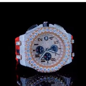 Montre de luxe personnalisée à affichage analogique, Moissanite glacée bicolore de haute qualité, diamant rouge en caoutchouc, style Hip Hop, bracelet en verre de 22mm - Product Image 6