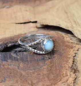 Anillo de promesa de piedras preciosas Larimar, anillo hecho a mano de estilo bohemio, joyería de plata de ley 925 sólida, anillo de sello de Plata de Ley 925, joyería - Product Image 3