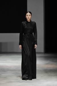 New Arrival Elegant <b>Dresses</b> EMBELLISHED GOWN <b>DRESS</b> <b>Long</b> Luxurious Evening <b>Dresses</b> With <b>Lace</b> Details ODM Clothing Manufacturers - Product Image 5