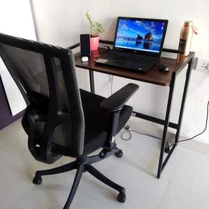 Bureau d'ordinateur pliable portable écologique pour l'étude, bureau à domicile avec cadre en fer, design moderne - Product Image 6