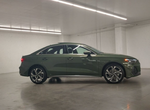 Audi A3 40 Progressive Quattro USADO, 2025 - Product Image 4