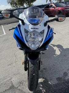 Oferta de Subasta: Motocicleta Deportiva GSX-R600Z 2025 Nueva con Potencia de 1001-2000W y Velocidad Máxima Superior a 80km/h, con Depósito - Product Image 6