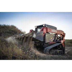 รถตักล้อยางขนาดเล็ก Kubota SVL65-2 พร้อมบุ้งกี๋หน้า สีส้ม เครื่องยนต์ดีเซล 74.3 แรงม้า - Product Image 3