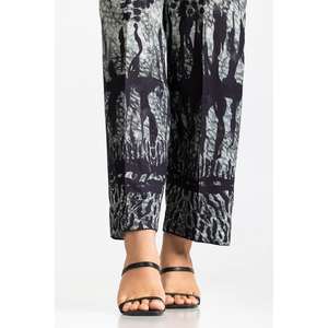 Ensemble coordonné imprimé en tissu lawn noir pour femmes, tenue en crêpe deux pièces avec manches trois-quarts, tailles XS et XXS disponibles - Product Image 6