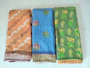 Acheter couettes Kantha en coton vintage indien faites à la main couvertures imprimées multicolores jetés Kantha en coton réversible pour canapé - Product Image 3