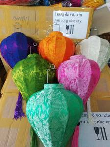 Vente en gros de lanternes en soie du Vietnam: plongez vos clients dans le charme authentique du Vietnam - Product Image 6