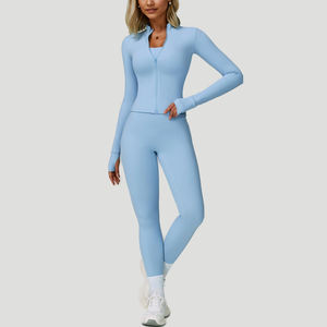 Ensemble de yoga 3 pièces de haute qualité pour femmes, couleur unie, écologique, léger, respirant, haut de sport personnalisé, vêtements d'entraînement - Product Image 3