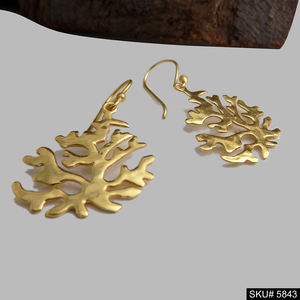 Superbes boucles d'oreilles style vintage Bijoux en laiton plaqué or 18 carats Design géométrique uni Look tendance pour cadeau de fiançailles - Product Image 2