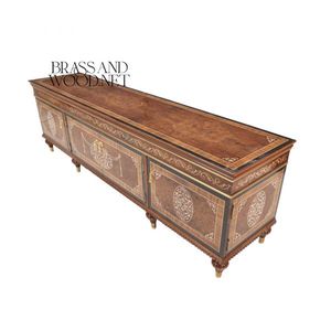 Meuble TV en bois Royal Classic avec détails ornés - Product Image 5