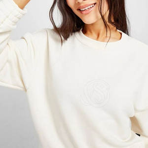 Ensemble de survêtement d'hiver pour femme uni personnalisé, haut court uni, coupe régulière, mélange polyester/coton - Product Image 2