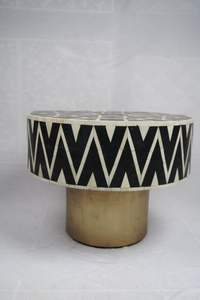 Table basse florale ronde incrustée d'os de style moderne avec base en laiton pour le salon ou l'artisanat de la maison de l'Inde Offre Spéciale - Product Image 6