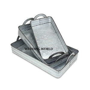 Plateau de service vintage galvanisé Forme ronde Ensemble de deux plateaux de service faits à la main Meilleure vente Designer Plateau de service de luxe en métal - Product Image 4