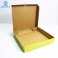 Échantillon Gratuit - Boîte à Pizza Personnalisée en Carton Ondulé Biodégradable et Imperméable 33x33 Pouces - Boîte pour Tranche de Pizza de 12 Pouces - Style Luxe avec Gaufrage