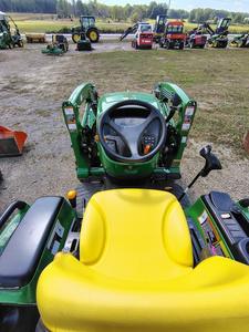 Tracteur John Deere 3033R 2023 à vendre - Product Image 4
