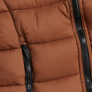 Meilleur prix Dernière veste en duvet chaude d'hiver avec manches longues Veste à bulles de couleur unie High Street Style Letter Pattern - Product Image 5