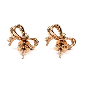 Vente en gros de boucles d'oreilles en or rose 18 carats avec nœud papillon et ruban style vintage à la mode pour femme - Product Image 3