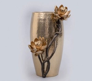 Florero dorado de Metal artístico, decoración moderna para el hogar, pieza llamativa perfecta para flores frescas o arreglos decorativos - Product Image 1