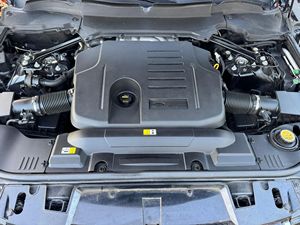 Range Rover Sport HSE 2020 d'occasion en excellent état, V6 suralimenté, 4 roues motrices, non modifié - Product Image 6