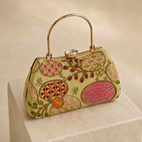 Pochette brodée en métal avec cadre en laiton, sac à main élégant pour femme, motif floral, pour soirée, mariage, usage quotidien, en satin de soie, fermeture à bouton