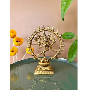 Estatua de Nataraja de latón tradicional hecha a mano de fabricación india para esquinas de meditación Mandirs disponibles en suministro de fábrica - Product Image 1