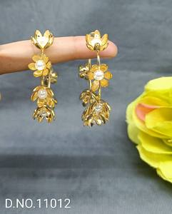 Pendientes Antiguos Dorados SKU 11012 - Product Image 3