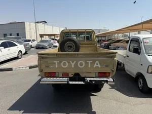 MEILLEURE OFFRE LANDCRUISERS LC79 SC 4.0 AT BASIC OMANI 4x4 EN PARFAIT ÉTAT DE FONCTIONNEMENT, PROPRE ET EXCELLENT ÉTAT, PRÊT À L'EXPORTATION - Product Image 4