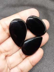 Proveedor personalizado de cabujones de ónix negro natural para anillos y colgantes rosas - Product Image 3