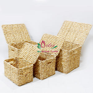 Artex Dong Thap Natural <b>Large</b> Woven Water Hyacinth Storage <b>Basket</b> <b>with</b> <b>Lid</b> for Home Bathroom Essentials and Food Usage - Product Image 2