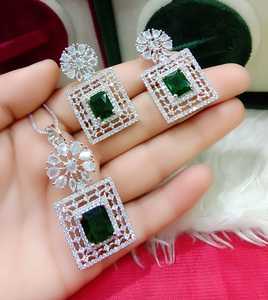 ชุดจี้เพชรเพอร์ไมอุนทรงรีเพชรแบบอเมริกันที่สวยงามเครื่องประดับงานปาร์ตี้ทำมือดีไซน์พรีเมี่ยมสินค้าจำนวนมาก - Product Image 2