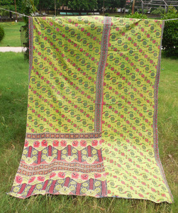 Recién llegado, edredón Kantha de algodón Vintage hecho a mano para playa y picnic - Product Image 5