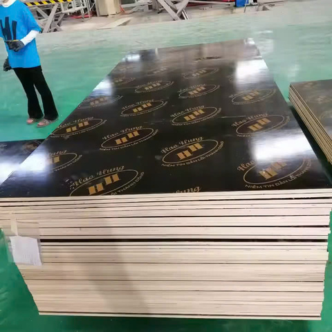 Vietnamese Manufacturer's 18mm Black Film Faced Plywood Sheet Top Selling Eco-friendly Phenolic Board Heavy-Duty Reused 6-8 E1